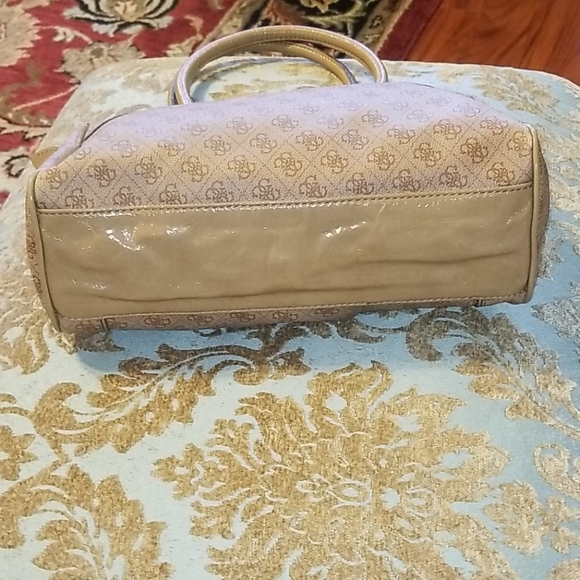Vintage Guess HandBag - Picture 7 of 8
